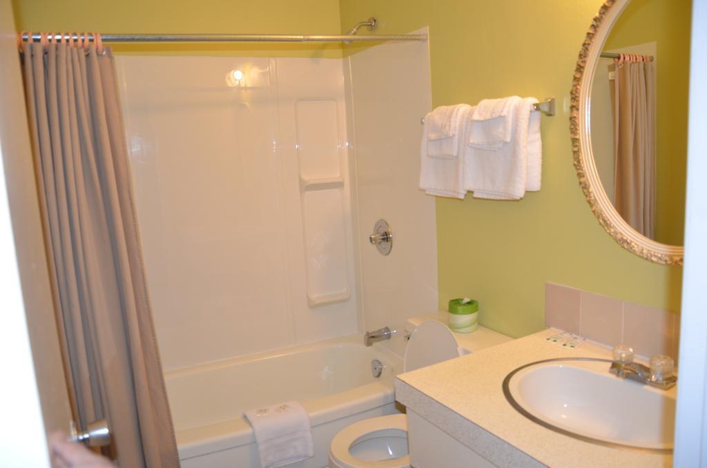 ريجينا Coachman Inn المظهر الخارجي الصورة