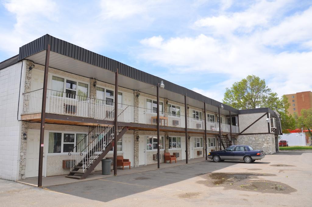 ريجينا Coachman Inn المظهر الخارجي الصورة